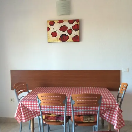 Apartament Pisac Ražanj